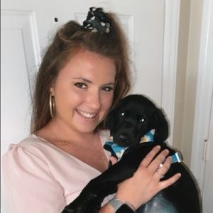 Meet your Posher, Elaina